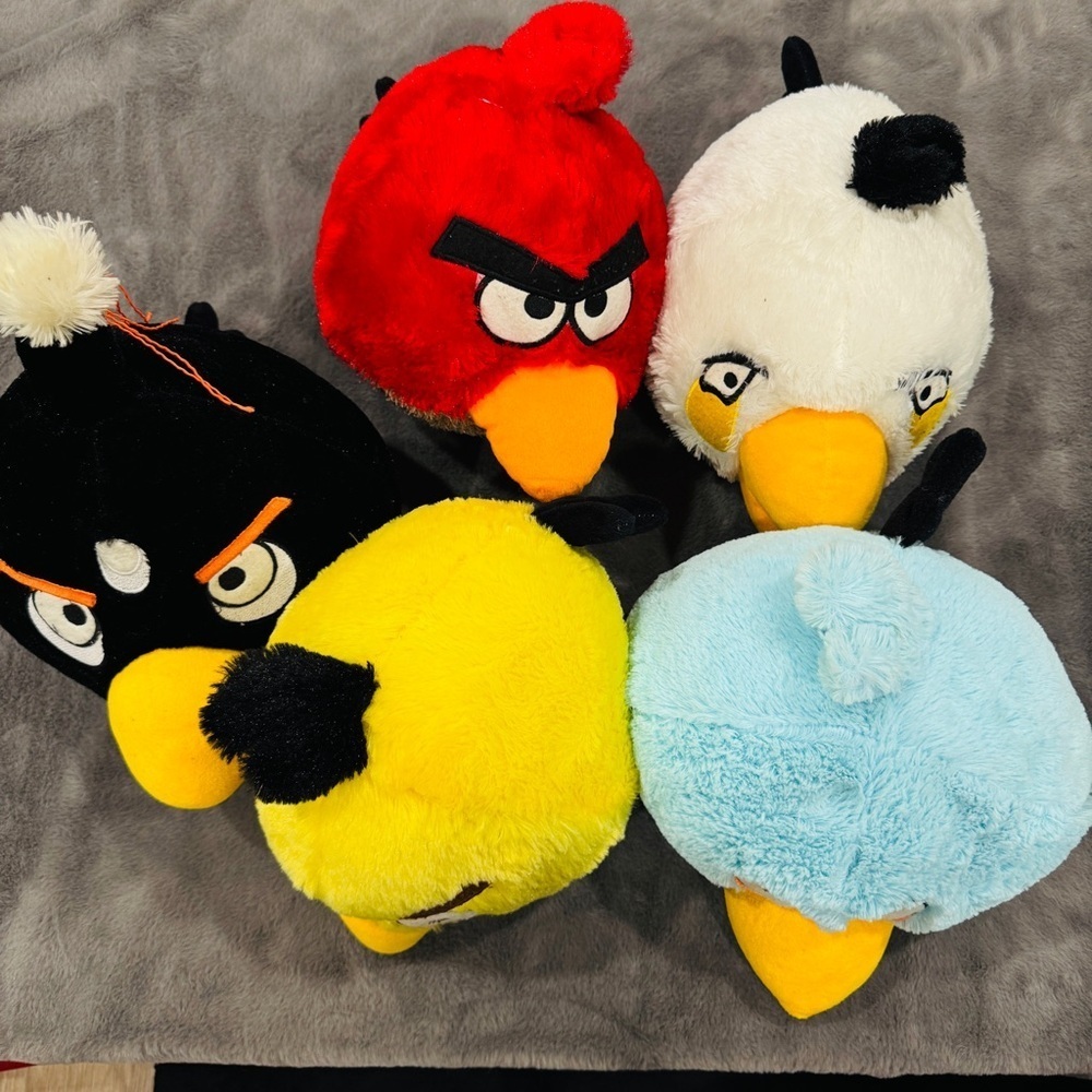 Lot of 5 angry bird plushies 11 inches each like new - Picture 2 of 6